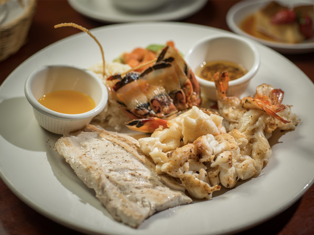 Seafood Plate ( Fish, Shrimp, Lobster)